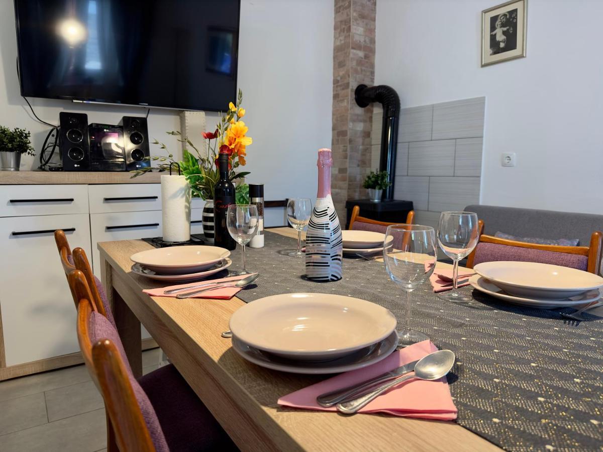 Matek Family & Studio Apartment Рованьска Экстерьер фото