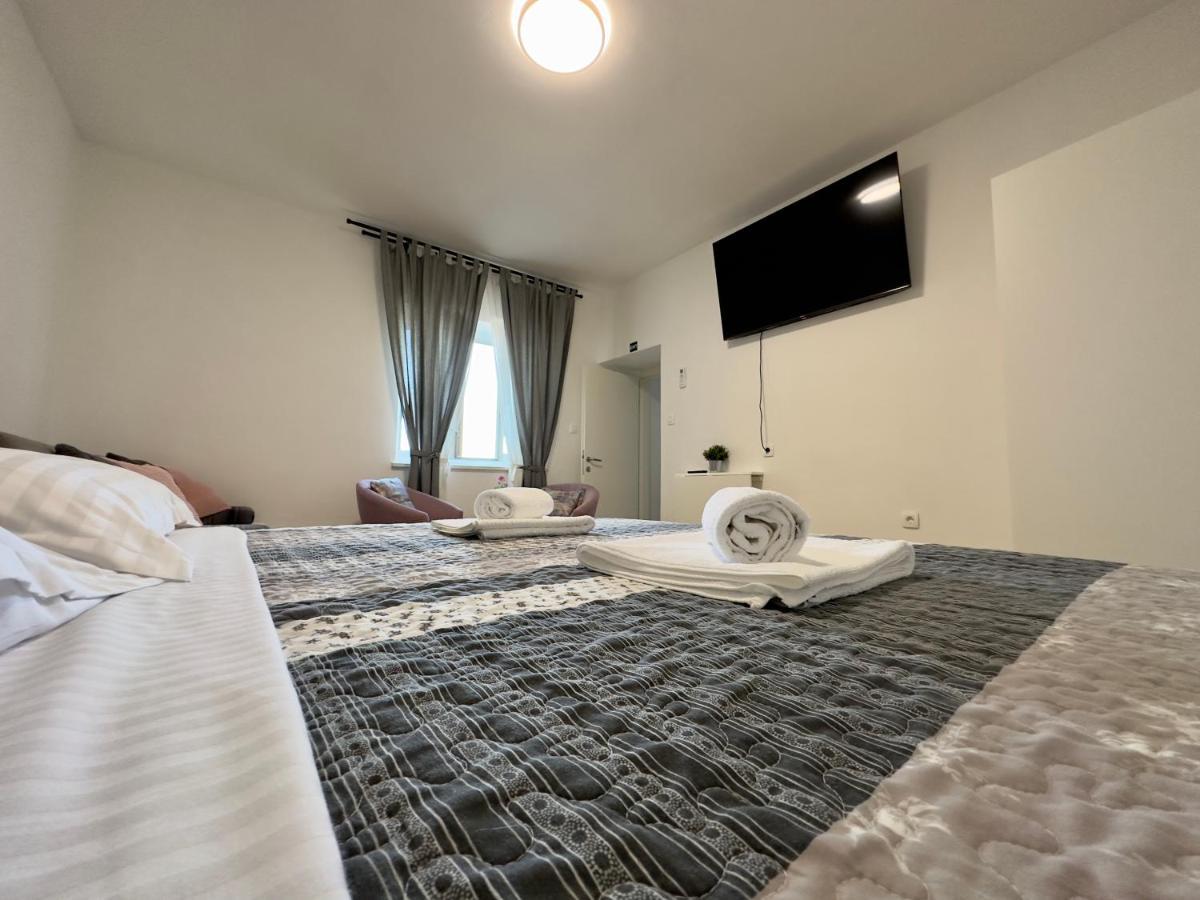 Matek Family & Studio Apartment Рованьска Экстерьер фото