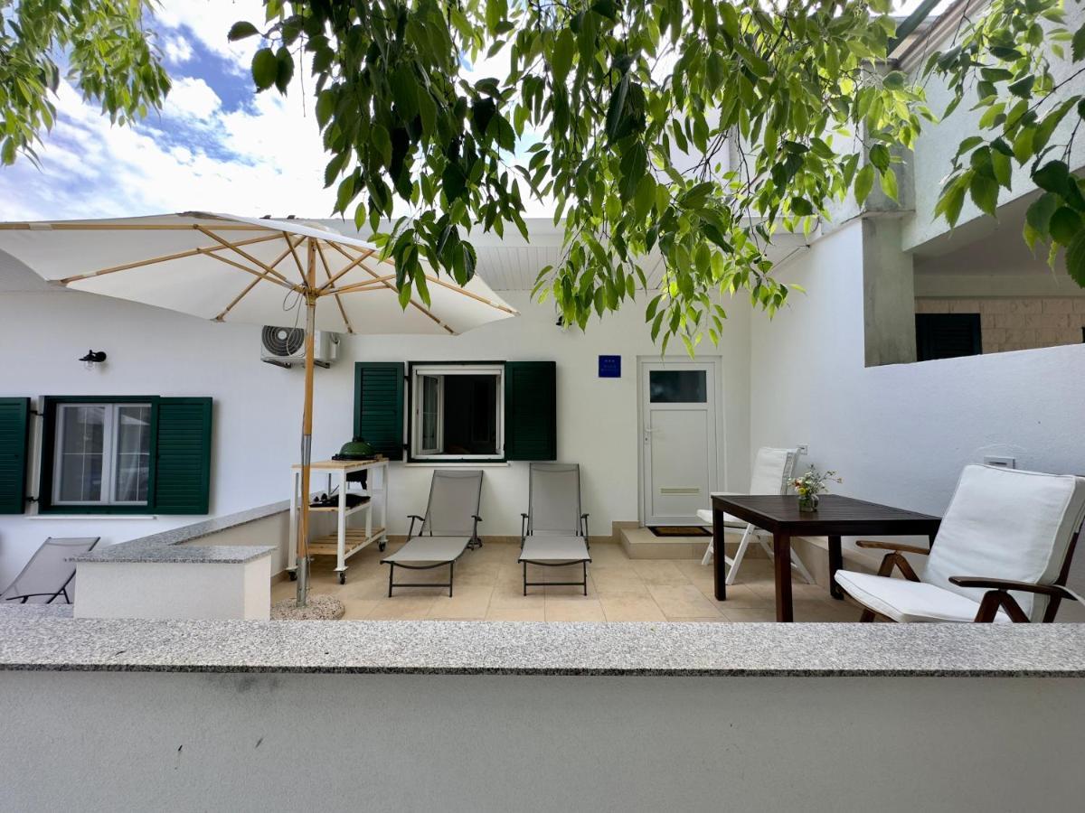 Matek Family & Studio Apartment Рованьска Экстерьер фото